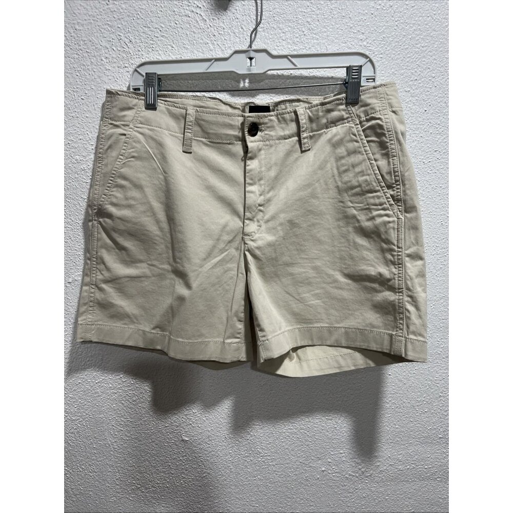 GAP CLASSIC MIDRISE‎ SHORT TURTLEDOVE SIZE 10